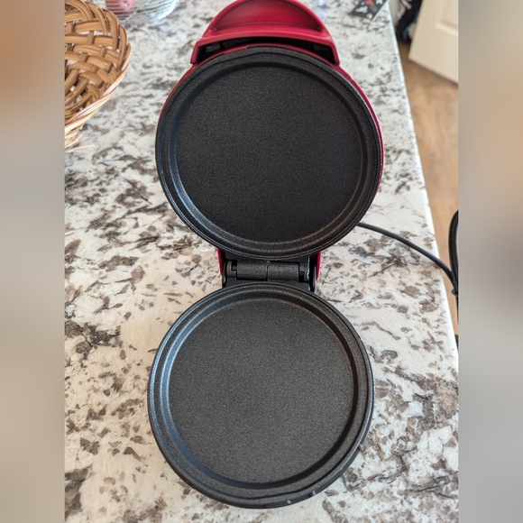 Ash Red Mini Griddle - Picture 2 of 4